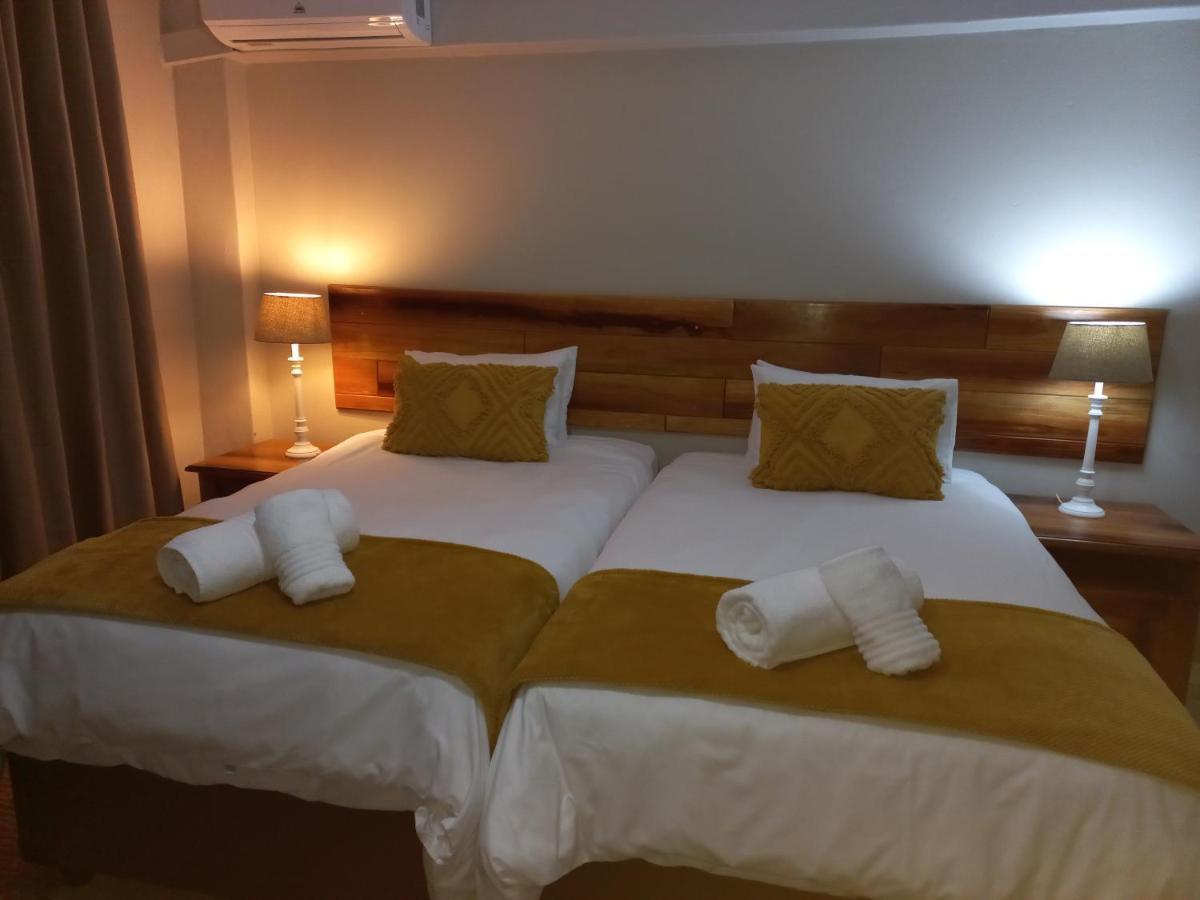 St George'S Guest House ซานีน ภายนอก รูปภาพ